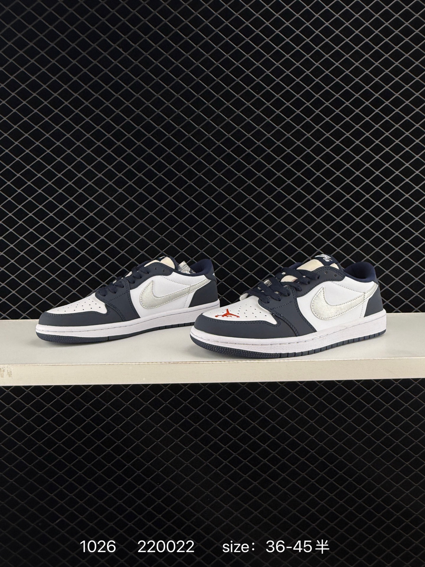 Air Jordan 1 Low  AJ1